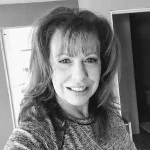 Meet your Posher, Pam